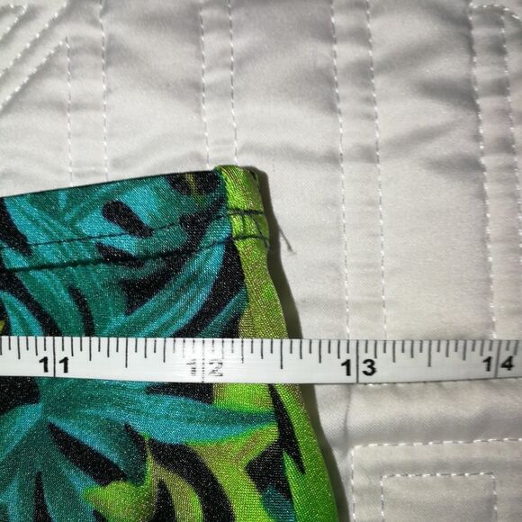 Vintage SLIX English Tropical Green Leaves Stretchy Midi Skirt Size Medium - Picture 9 of 11